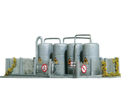 PIKO #60012 Warwick Oil tanks - Kit